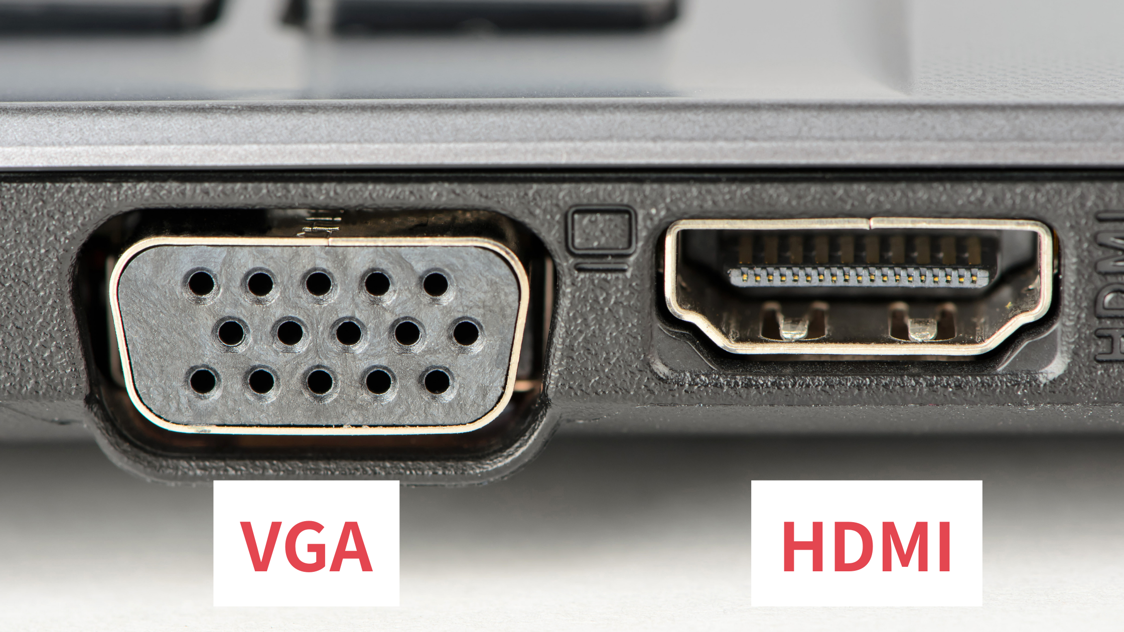 VGAとHDMIに見分け方